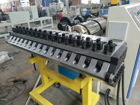 Advanced SJSZ 92/188 PVC Foam Board Making Machine With Twin Screw and 6 M Calibration Table