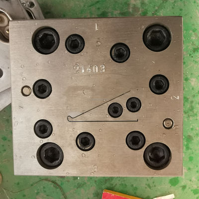 Conical Twin Screw Top-Notch PVC Temperature-Keeping Label Holder Line For Computerized Efficiency