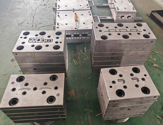 180KG/H-250KG/H UPVC Extrusion Machine Window Door Plastic Profile Extruders