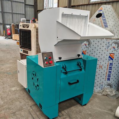 Powerful Plastic Mixer Crusher with WEG/Siemens Motor and ABB/Delta Inverter