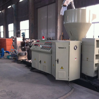 Manufacturing Plant Plastic Mixer Crusher Pulverizer with 350-500 KG/H Capacity Vertical Structure