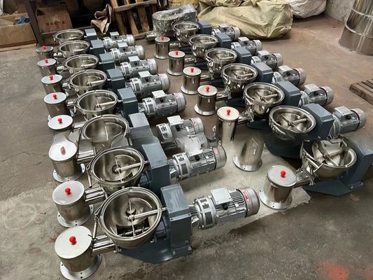 PVC Powder Double Screw Feeder 65/132 Conical Twin Screw Extruder