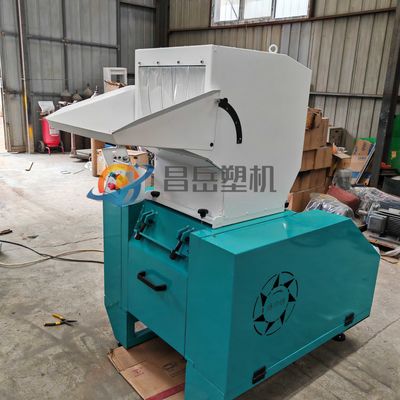 WPC PVC Pipe Crusher 400Kg/H-500Kg/H Plastic Crushing Machine