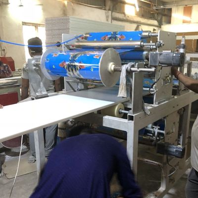 800mm WPC PVC Door Panel Production Line With Formaldehyde-Free Extrusion Machine