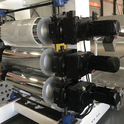 200 Kg/H Machine Output Thermoforming PP PE ABS Roll Sheet Production Line Customized