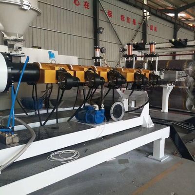 Deep Screw PE PP Sheet/Board Making Machine with Full Intermeshing Engagement System