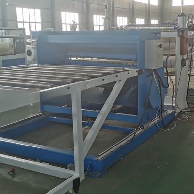 2021 Good Look PP Hollow Sheet/Board Making Machine with Deep Screw Channel Structure