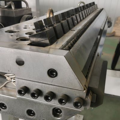 Computerized Separate Type Extruder Generation PP Hollow Sheet/Board Making Machine