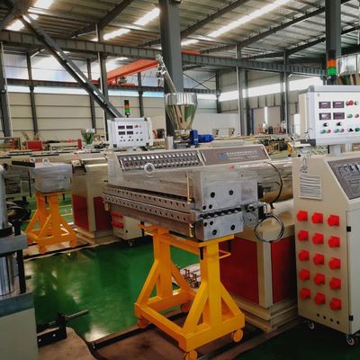 500kg/H WPC Foam Board Production Line 1220mm PVC Foam Board Extrusion Line