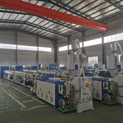 600Kg/H HDPE Pipe Extrusion 20mm-110mm PP Pipe Extrusion Machine