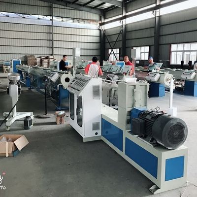 230kg/H PPR Pipe Extrusion Machine 50mm-160mm Plastic Pipe Extrusion Machine