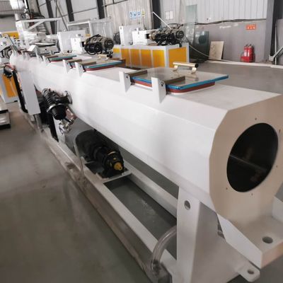 Exhaust Industrial HDPE Pipe Extrusion Machine with Deep Screw Channel Structure