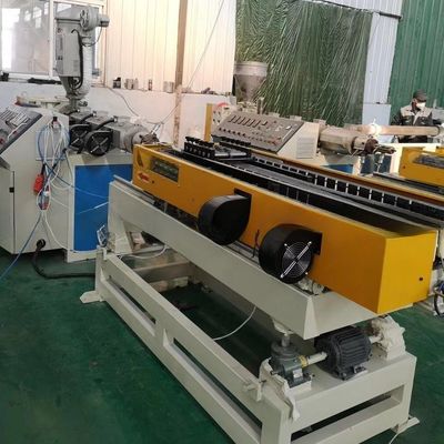 Exhaust PVC Plastic Single Wall Corrugated Pipe Extruder Machine SJ65/33 with Low Powe