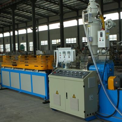 Durable PVC Single Wall Corrugated Pipe Line Produced by PE Extrusion Molding Machine