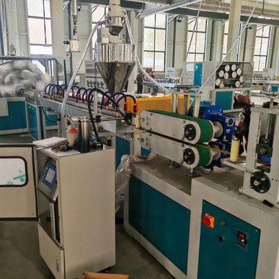 Extrusion Process PVC Fibre Reinforced Pipe Making Machine for Processing Large Pipes