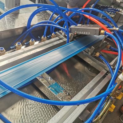 Lightweight Easy-to-PVC Label Holder Extrusion Machine For Various Applications
