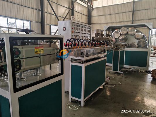 Durable PVC Soft Pipe Extrusion Machine with Terylene Fibre Network for High Pressure Gas Transportation