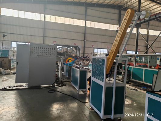 Durable PVC Soft Pipe Extrusion Machine with Terylene Fibre Network for High Pressure Gas Transportation