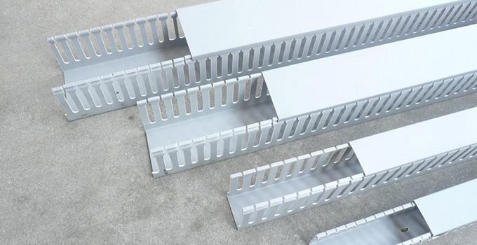 Assembly Structure PVC Profile Machine with Integral Type Extruder