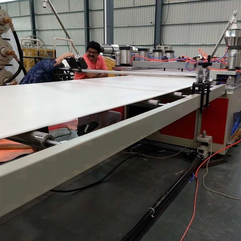 WPC PVC Plastic Processed Foam Board Production Line with 6 M Calibration Table Length and Twin-Screw