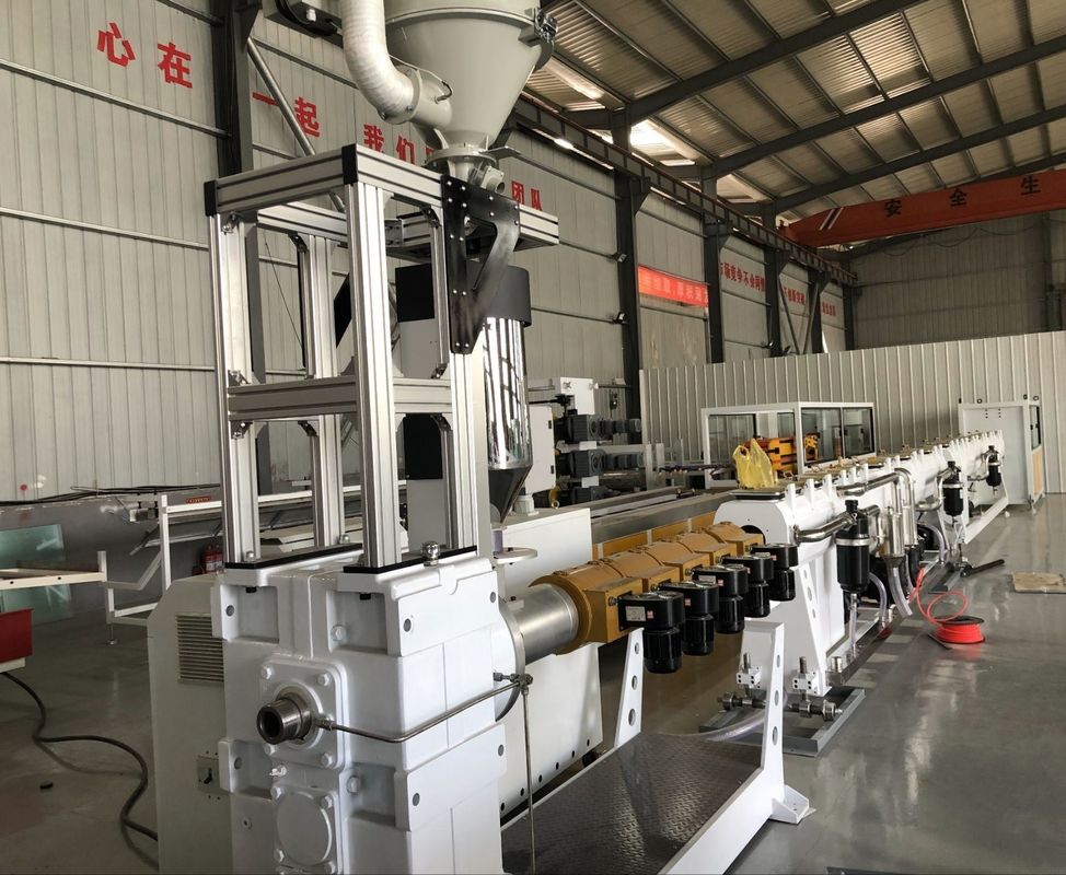 Sj 65/33 Hot and Cold Water Supply PPR Pipe Extrusion Machine with Customization Option