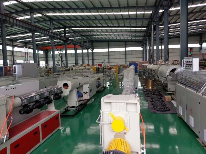 Customized HDPE Water Supply PE Pipe Extrusion Line with CE Certification Production
